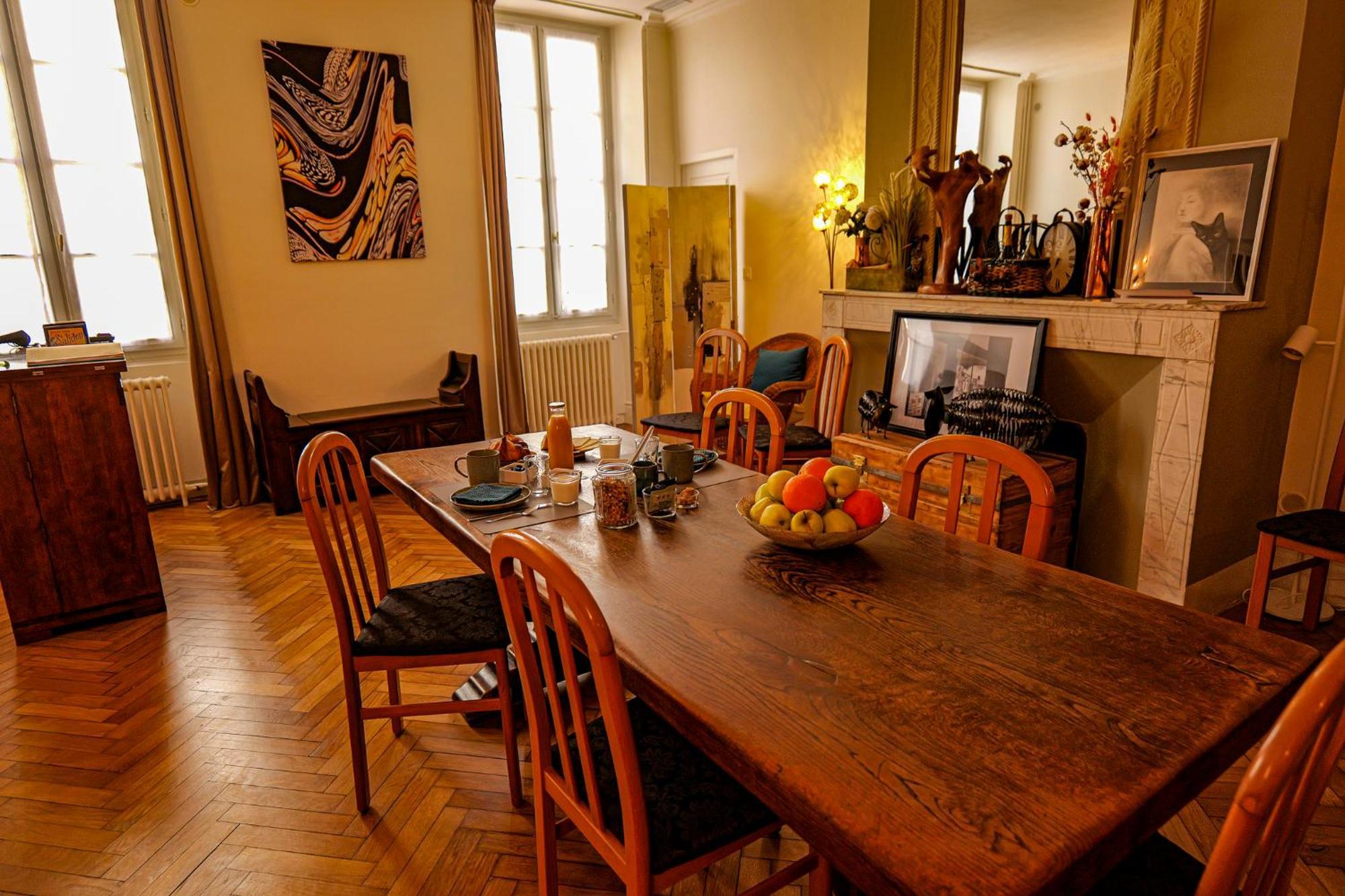 La Maison Duffour Chambres D'Hotes Avec Petit Dejeuner Tonneins Exterior foto